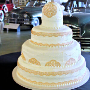 simply, decadent, cake, cakes, devoted, cincinnati, dayton, ohio, wedding, magazine, website, directory, vendors